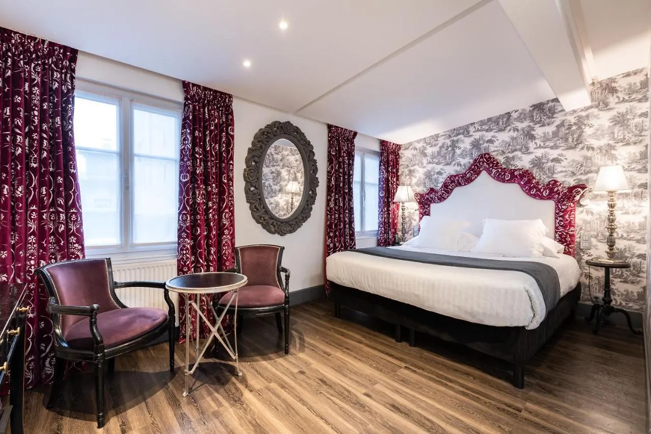 Hotel Glamour 3*