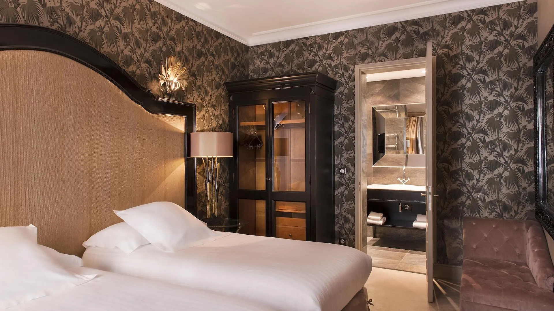 Glamour Hotel