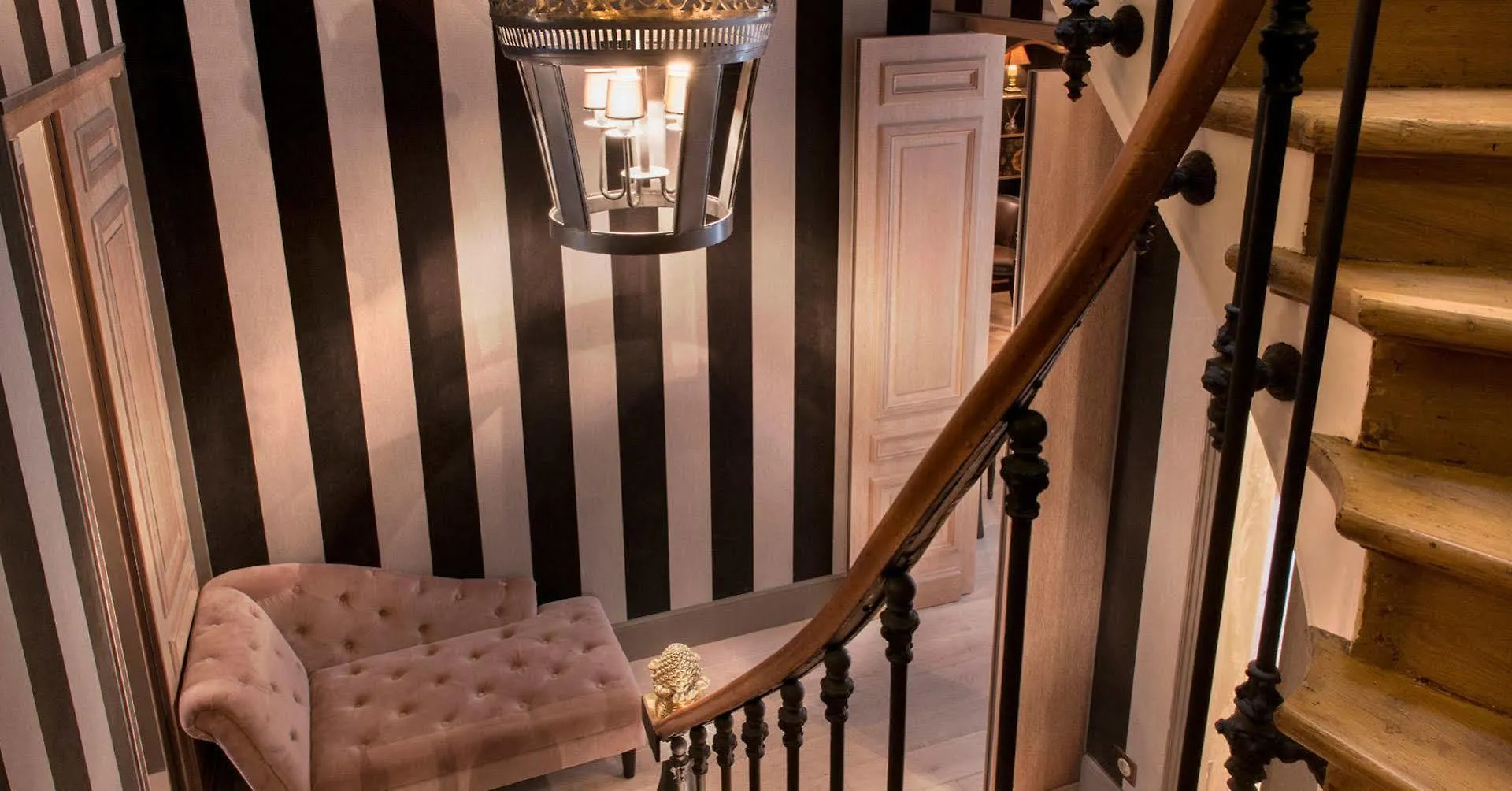 Glamour Hotel